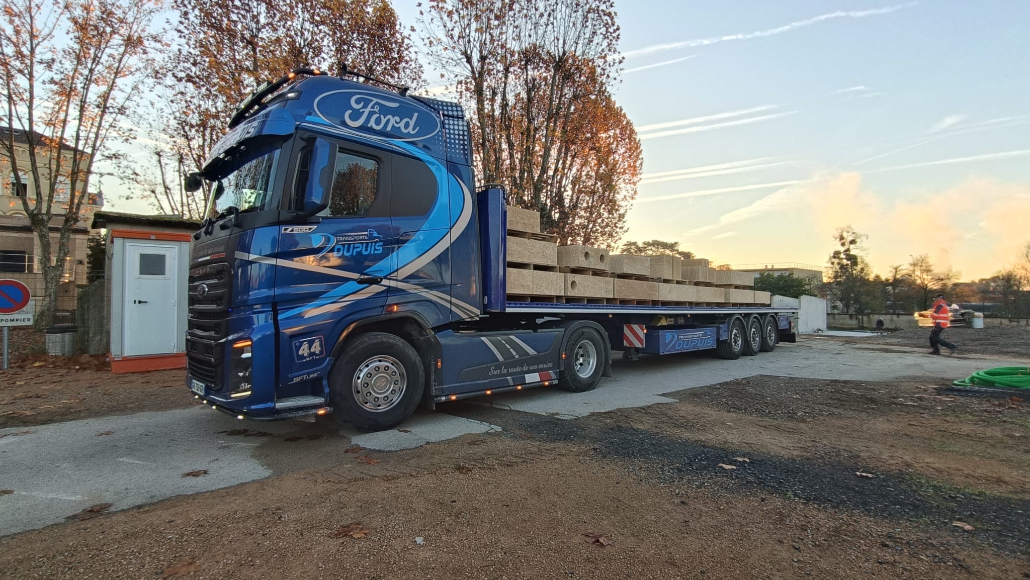 Transports Dupuis accompagne les professionnels du BTP pour le transport de gravas et de matériel de chantier sur LYON
